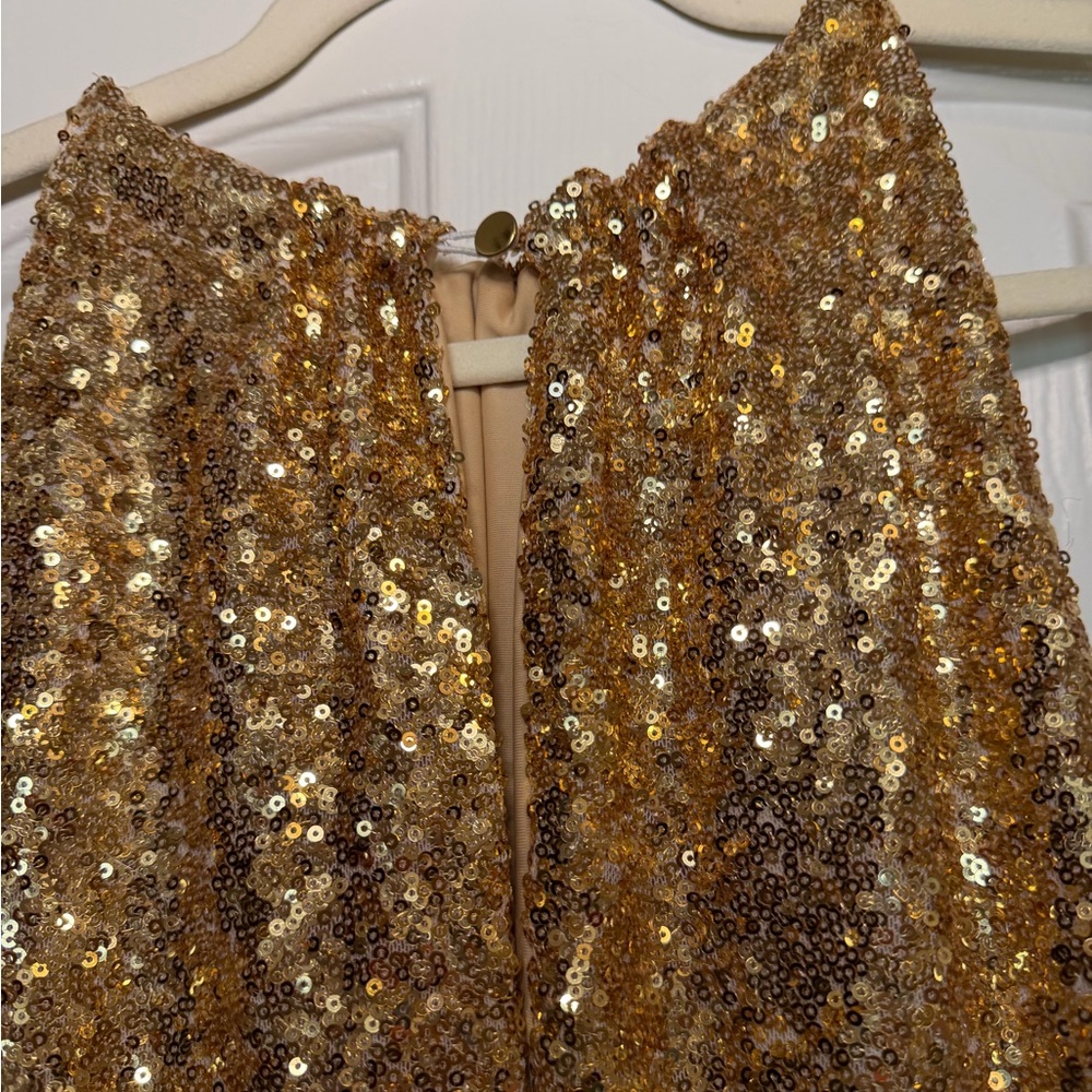 Gold Sequin Halter Dress - Picture 4 of 4